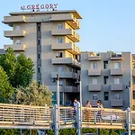 St Gregory Park 호텔 4*