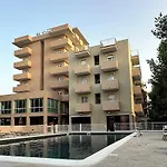 St Gregory Park 4*