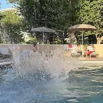 St Gregory Park 호텔 4*