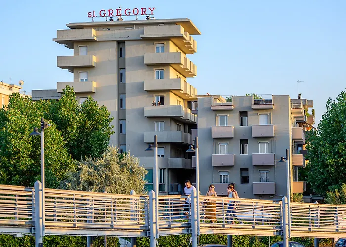 St Gregory Park 호텔 4*