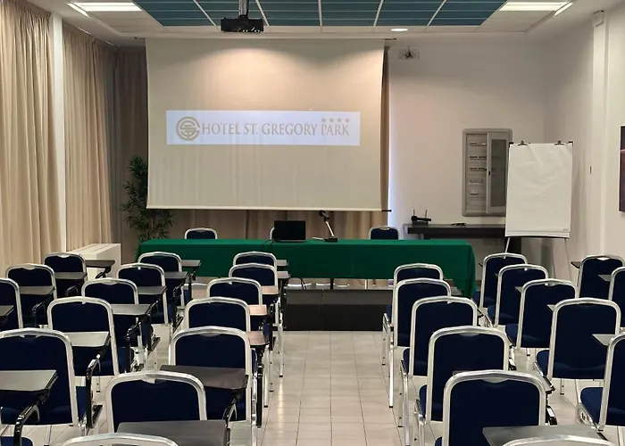 호텔 St Gregory Park 4*