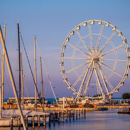 Hotel St Gregory Park 4*