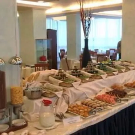 St Gregory Park Hotel 4*