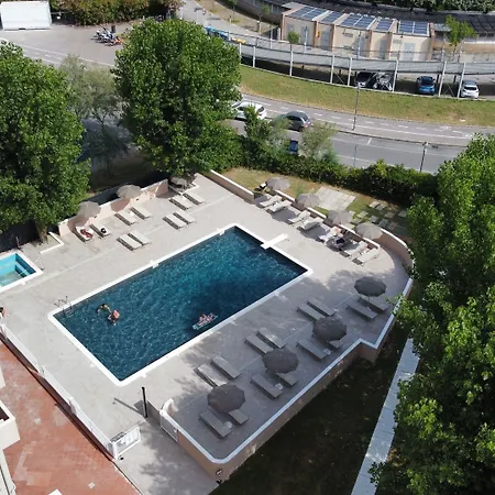 Hotel St Gregory Park By Oasigroup 4*