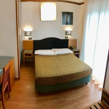 St Gregory Park Отель 4*
