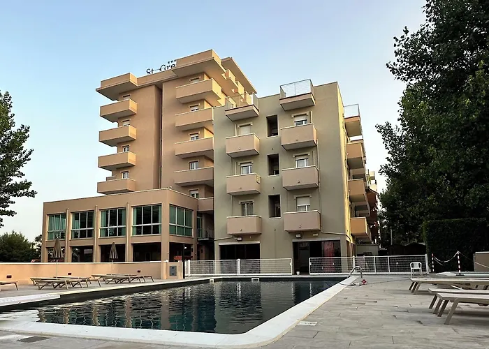 St Gregory Park 4*