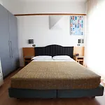 Hotel St Gregory Park 4*