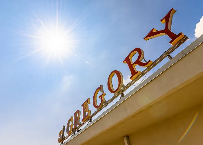 St Gregory Park فندق ريميني
